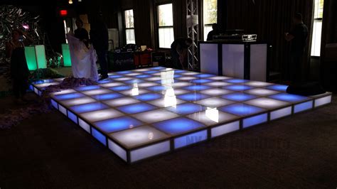 how much to rent a dance floor - do you know the dance floor rental fees vary widely based on location?